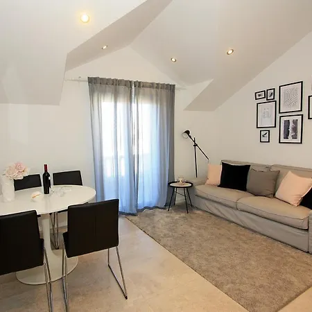 Apartment Ivana Supetar